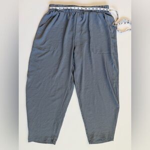 Women’s 2XL Gray Elastic Waist Cropped Pants | Lightweight Pull-On Jogger Style